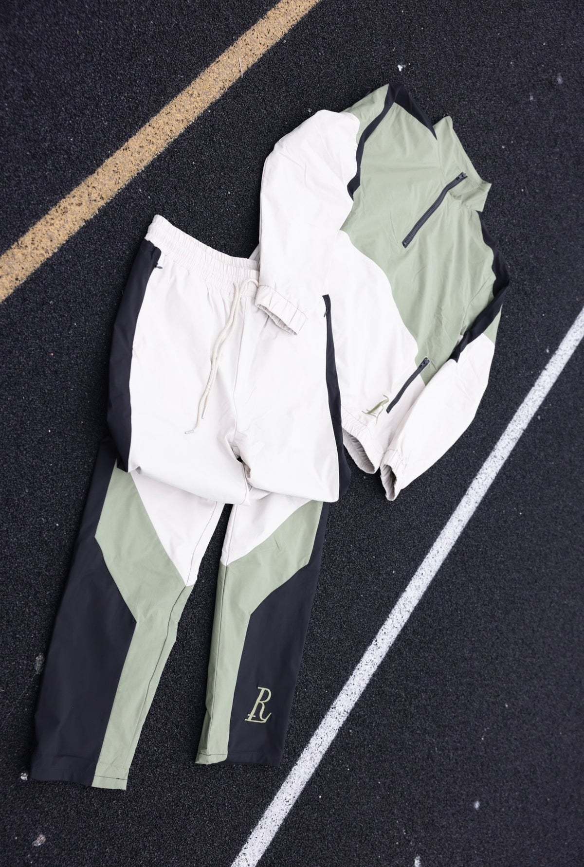 Rue’Luxe Tracksuit Set (Olive Green)